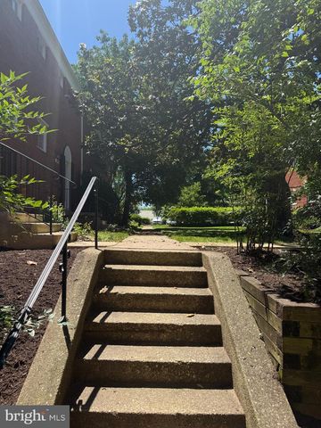 1619 MOUNT EAGLE PL, Alexandria, VA 22302