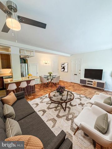 1619 MOUNT EAGLE PL, Alexandria, VA 22302