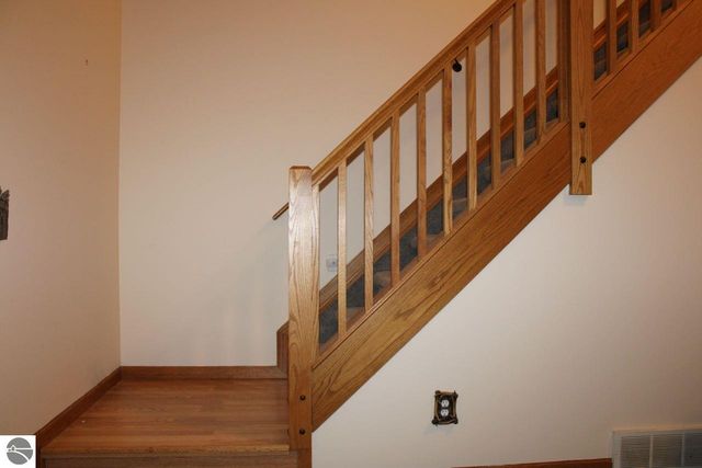 72 NW Wood Road, Rapid City, MI 49676