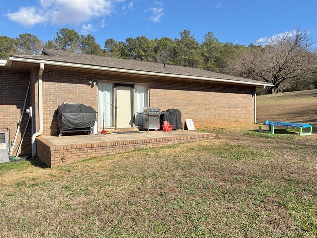 1404 Farrs Bridge Road, Easley, SC 29640
