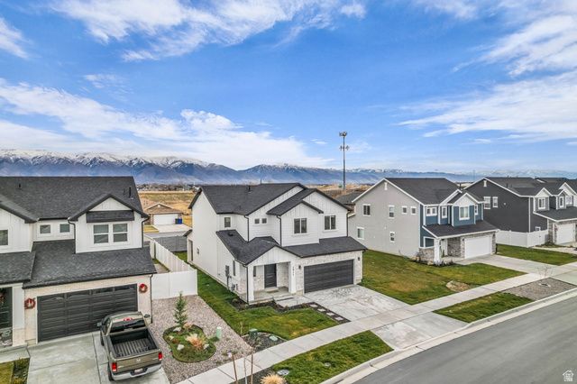 2811 S 2425 W, Syracuse, UT 84075