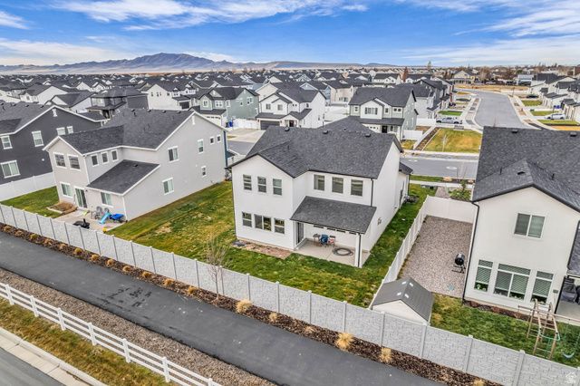 2811 S 2425 W, Syracuse, UT 84075