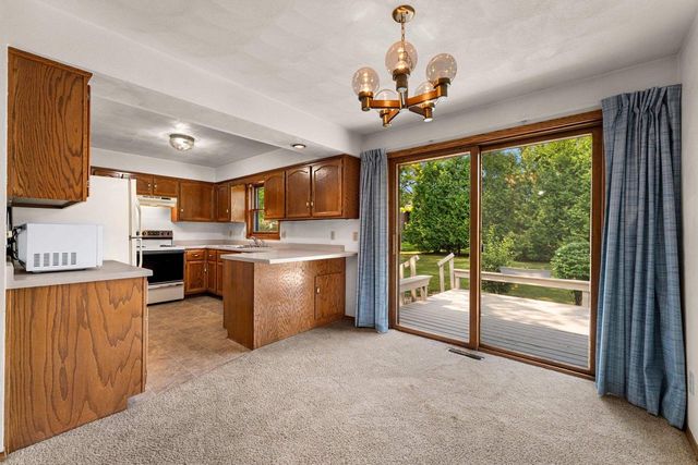 4718 W PERIWINKLE COURT, Appleton, WI 54914
