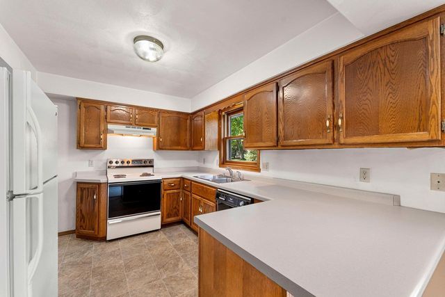 4718 W PERIWINKLE COURT, Appleton, WI 54914