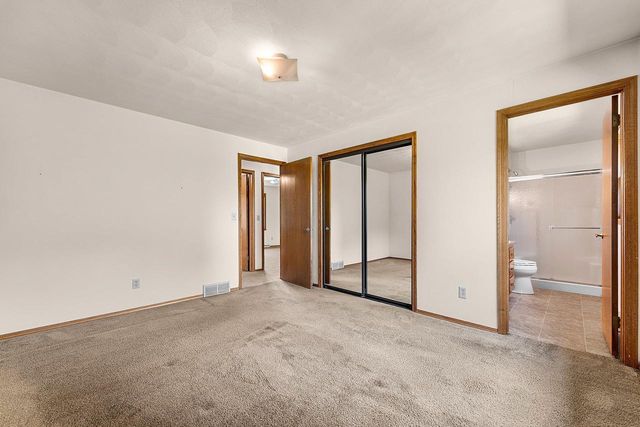 4718 W PERIWINKLE COURT, Appleton, WI 54914
