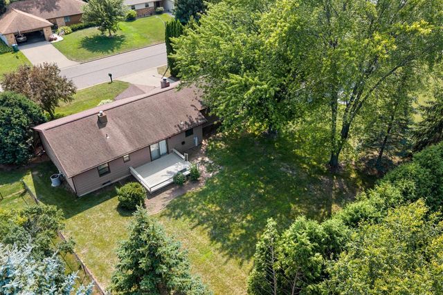 4718 W PERIWINKLE COURT, Appleton, WI 54914