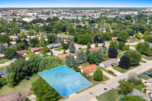4718 W PERIWINKLE COURT, Appleton, WI 54914