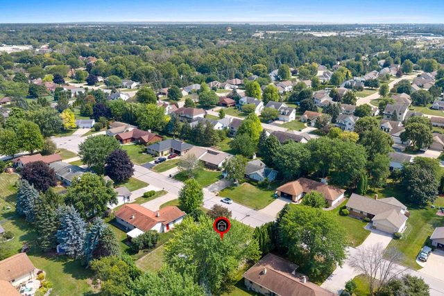 4718 W PERIWINKLE COURT, Appleton, WI 54914