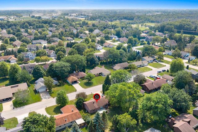 4718 W PERIWINKLE COURT, Appleton, WI 54914