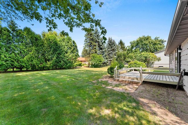 4718 W PERIWINKLE COURT, Appleton, WI 54914