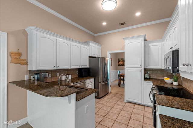 444 Grand Oaks Drive, Shreveport, LA 71106