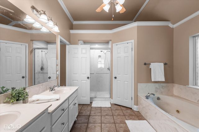 444 Grand Oaks Drive, Shreveport, LA 71106