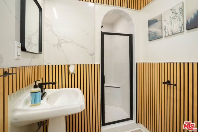 4712 Burnet Avenue, Sherman Oaks, CA 91403