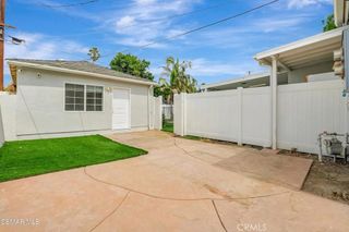 18345 Bessemer Street, Tarzana, CA 91335