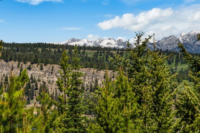 396 Lower Promontory Road, Big Sky, MT 59716
