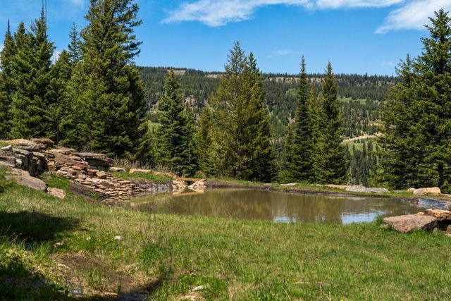 396 Lower Promontory Road, Big Sky, MT 59716