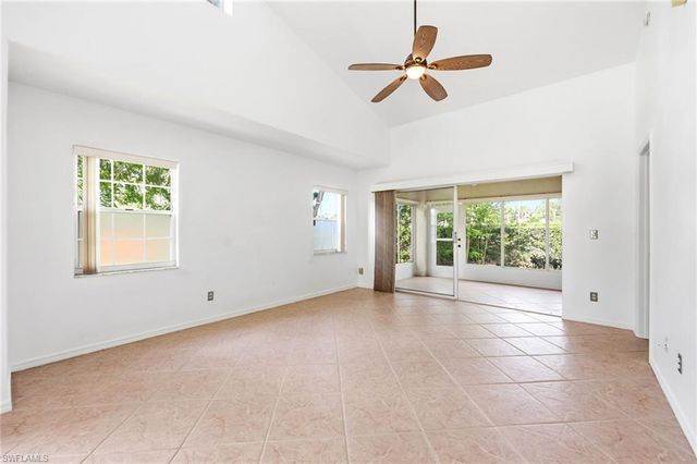 2505 Sailors WAY 129, Naples, FL 34109