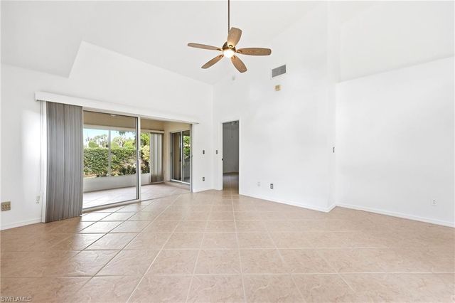 2505 Sailors WAY 129, Naples, FL 34109