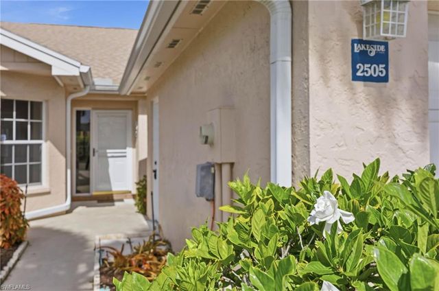 2505 Sailors WAY 129, Naples, FL 34109