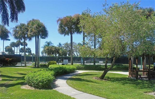 2505 Sailors WAY 129, Naples, FL 34109