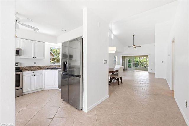 2505 Sailors WAY 129, Naples, FL 34109