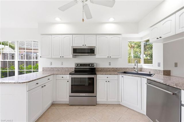2505 Sailors WAY 129, Naples, FL 34109