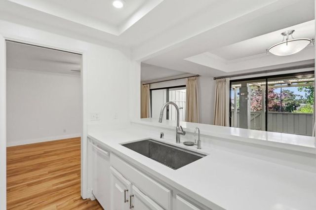 5438 Cribari Green, San Jose, CA 95135