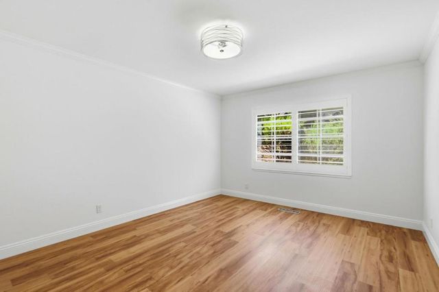 5438 Cribari Green, San Jose, CA 95135