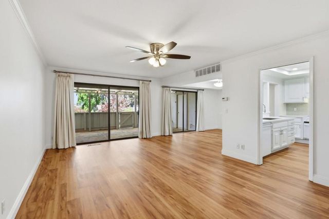 5438 Cribari Green, San Jose, CA 95135