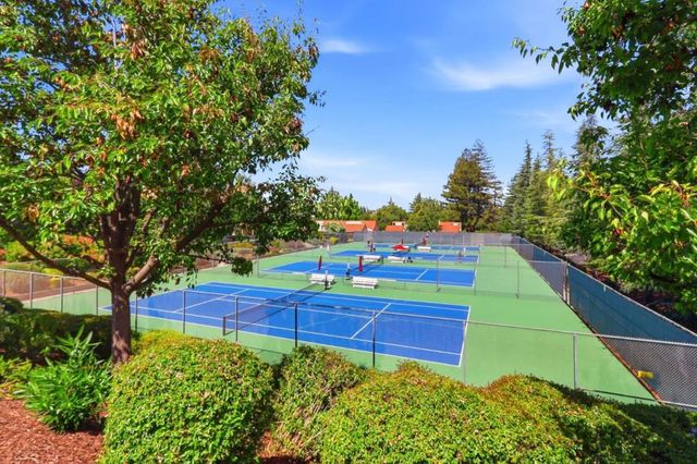 5438 Cribari Green, San Jose, CA 95135
