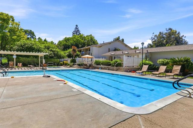 5438 Cribari Green, San Jose, CA 95135