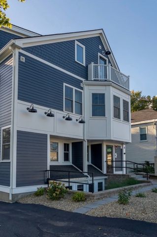 8 Enon St 103, Beverly, MA 01915