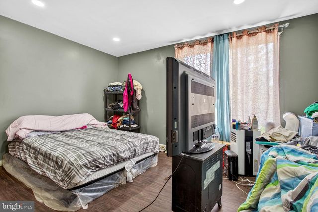 1141 THOMAS ST, Chester, PA 19013