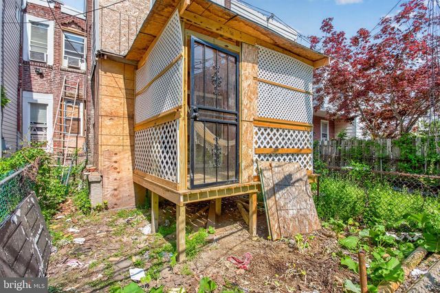 1141 THOMAS ST, Chester, PA 19013