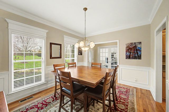 1437 Charleston Ln, Columbia, TN 38401