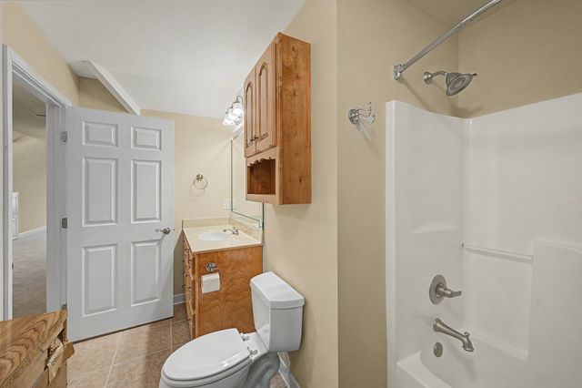 1437 Charleston Ln, Columbia, TN 38401