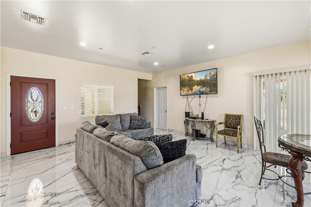 9285 E Avenue Q14, Littlerock, CA 93543