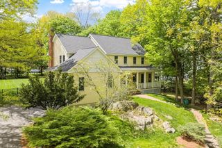 37 Concord Road, Acton, MA 01720