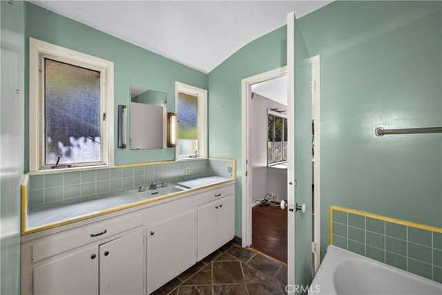 604 E Mariposa, Redlands, CA 92373