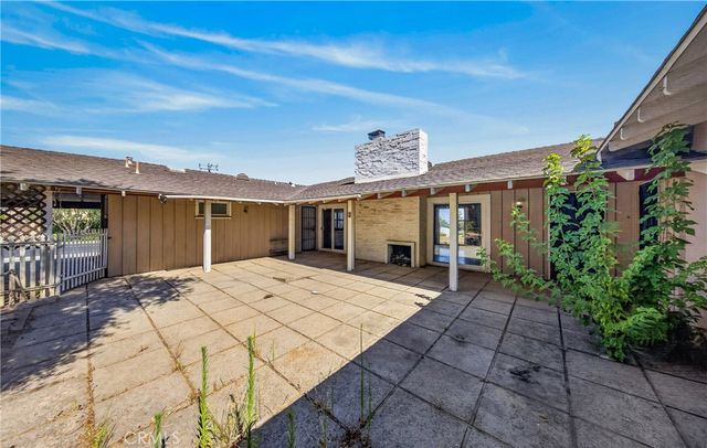 604 E Mariposa, Redlands, CA 92373