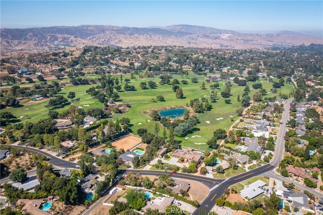 604 E Mariposa, Redlands, CA 92373