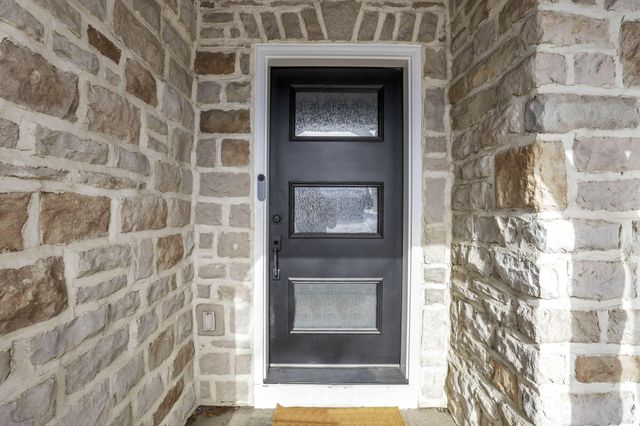 749 Covered Bridge Drive, Delaware, OH 43015