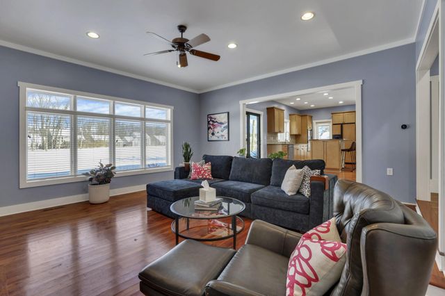 749 Covered Bridge Drive, Delaware, OH 43015