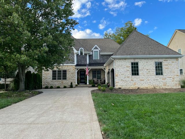 749 Covered Bridge Drive, Delaware, OH 43015