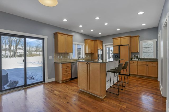 749 Covered Bridge Drive, Delaware, OH 43015