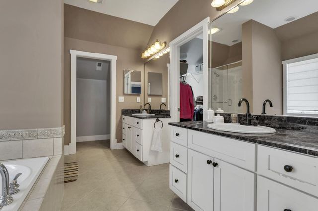 749 Covered Bridge Drive, Delaware, OH 43015