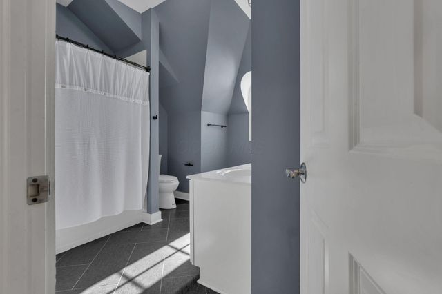 749 Covered Bridge Drive, Delaware, OH 43015