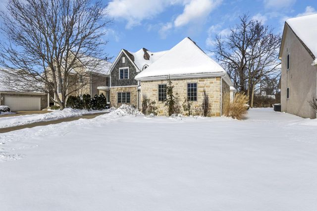 749 Covered Bridge Drive, Delaware, OH 43015