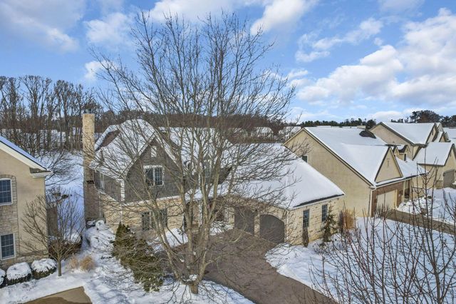 749 Covered Bridge Drive, Delaware, OH 43015