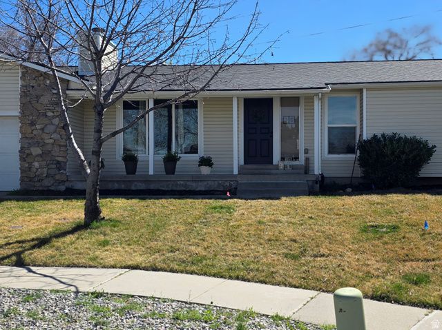1492 E SANDY HILLS DR, Sandy, UT 84093